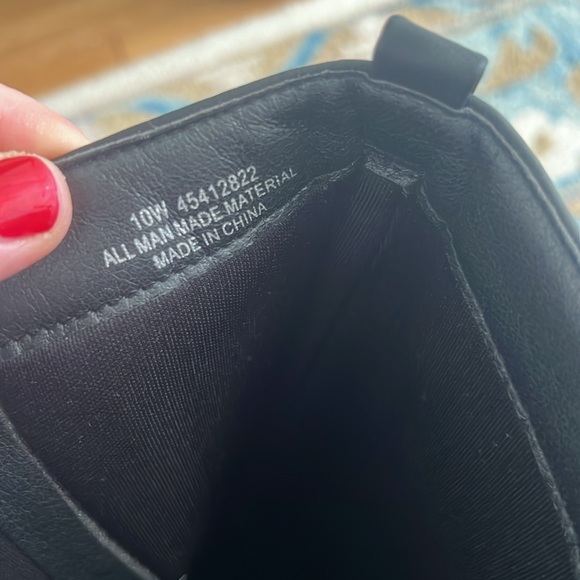 Elegant Black Women's Boots - Picture 4 of 5